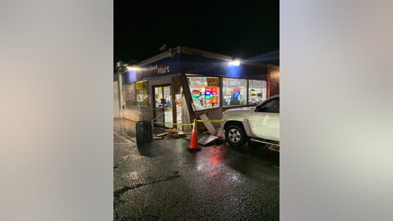 Deputies: Hit-and-run suspect crashes into woman, drives at another man in Poulsbo