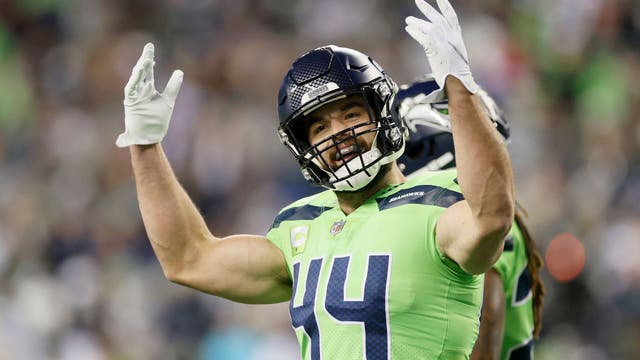 Seahawks sign special teams ace Nick Bellore to two-year extension