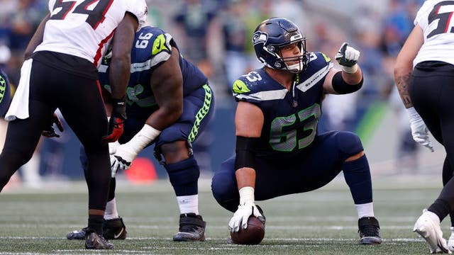 Seahawks C Austin Blythe retires; Sean Desai leaves for Eagles DC