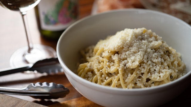 Emerald Eats: Ethan Stowell Restaurants CEO makes Cacio e Pepe