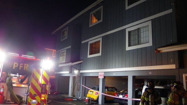 1 dead in Lakewood apartment fire, investigation underway