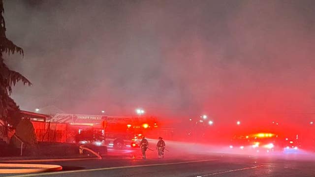 7 people displaced after Marysville apartment fire