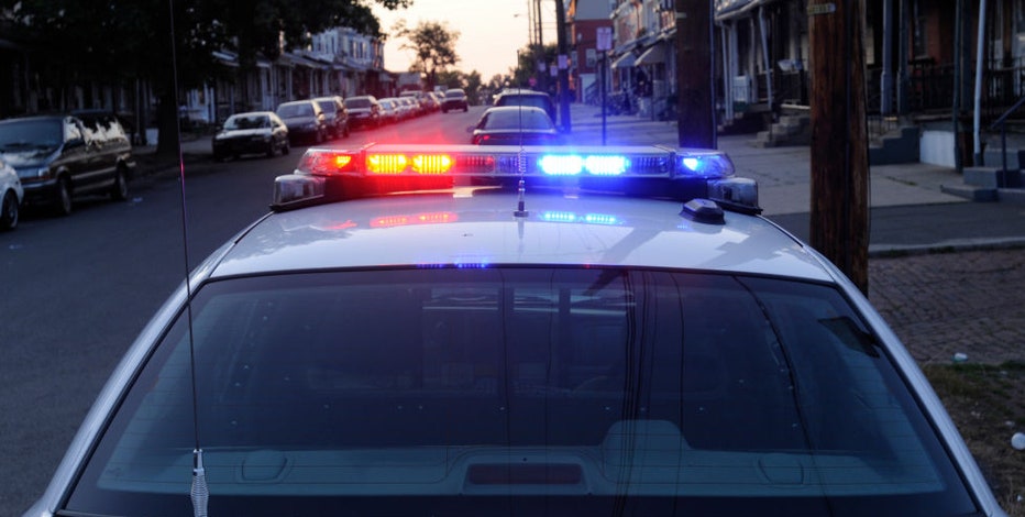 Seattle Police search for attempted child luring suspect in Wallingford