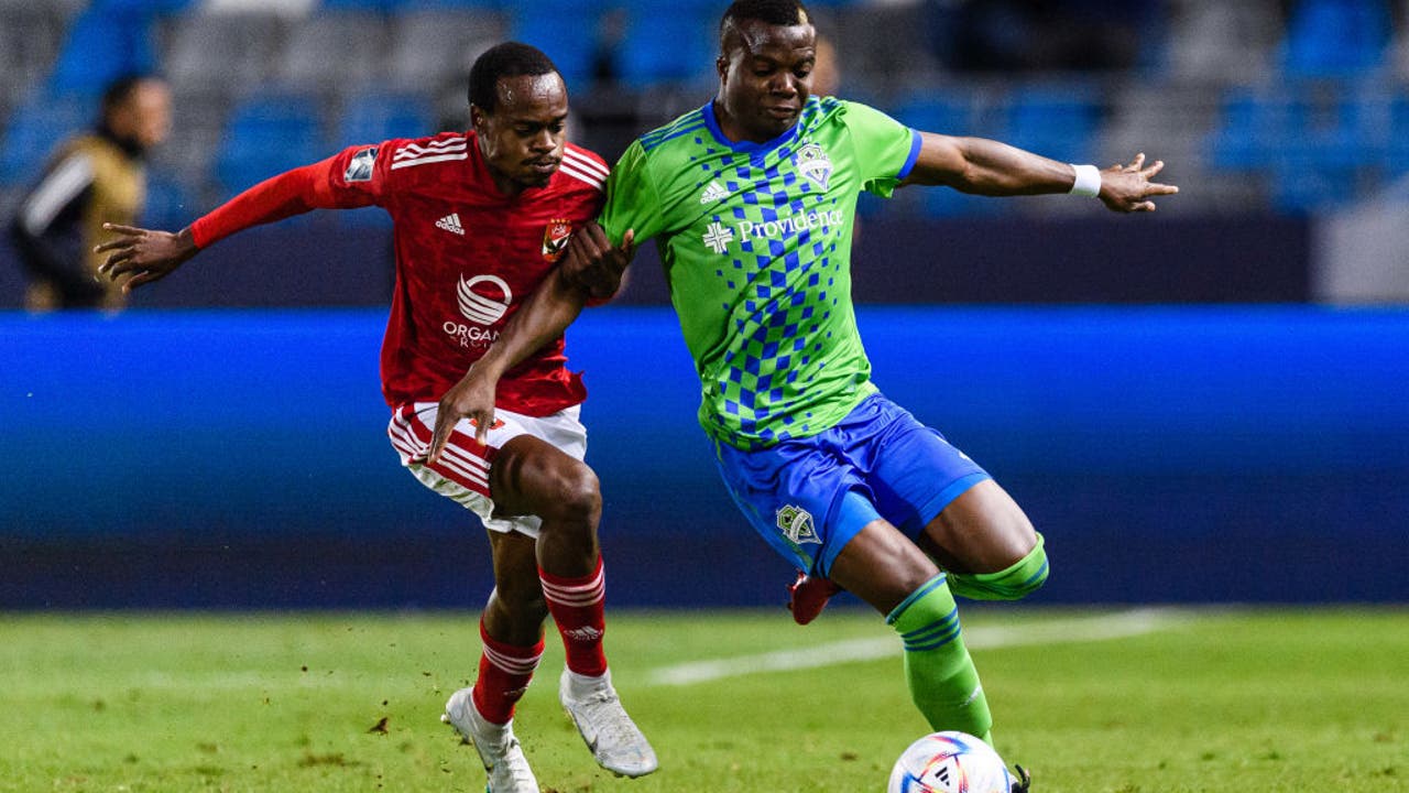 Sounders re-sign defenseman Nouhou to three-year deal | FOX 13 Seattle