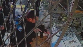 'You feel a little helpless'; Officers watch burglary suspects flee, blame WA pursuit laws