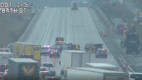 Multi-car crash on I-5 in Federal Way sends 1 person to hospital