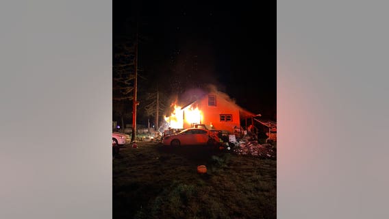 3 escape, 1 hospitalized after Lacey house fire
