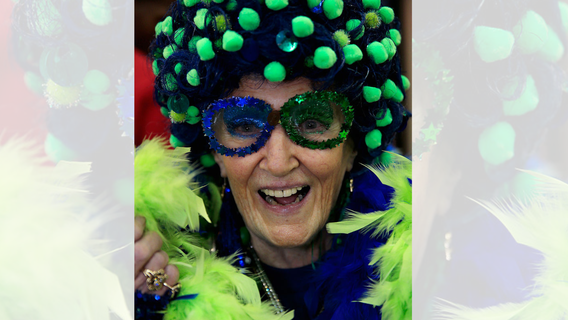 Legendary Seahawks fan 'Mama Blue' dies at 92