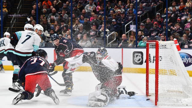 Kraken win third straight in 4-2 victory over Blue Jackets