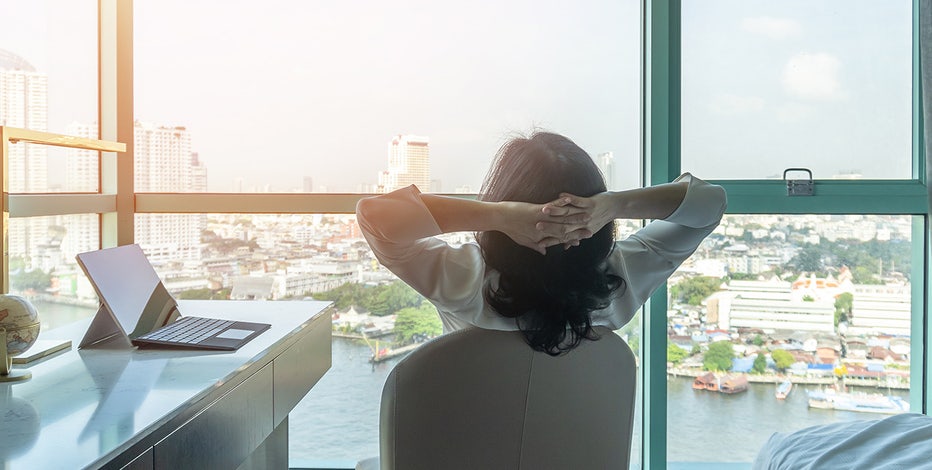 'Bare Minimum Mondays' are the new workplace trend