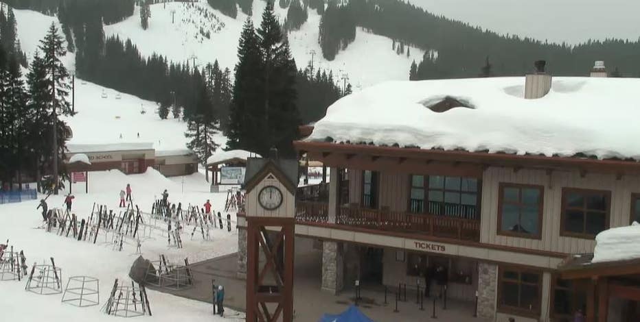 WA skiers demanding action as 'rampant' thefts plague Stevens Pass resort