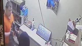 Redmond vape store clerk pistol whipped during robbery, 4 teen suspects sought