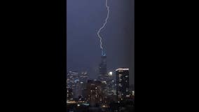 WATCH: Chicago's Wills Tower zapped by lightning amid severe storms