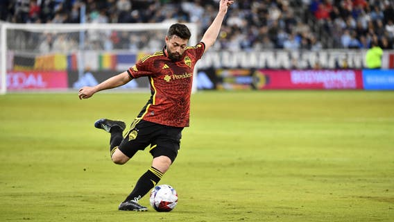 Timbers score 4 straight goals to beat Sounders 4-1