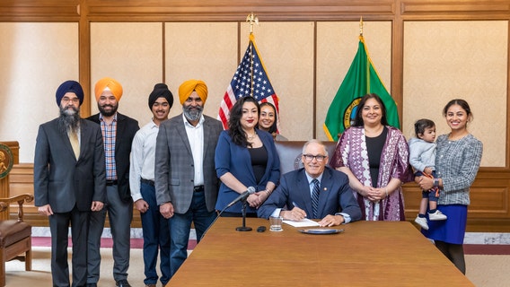 Inslee signs bill to strengthen prosecution of hate crimes