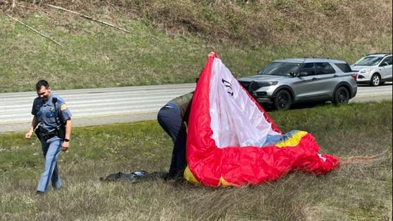 Paraglider makes emergency landing on I-90 in Issaquah