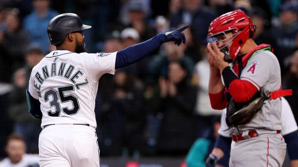 Hernández, Pollock each homer twice, M's beat Angels 11-2