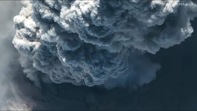 Ash from Russian volcano reported in areas of Washington, Idaho forcing cancelation of some flights