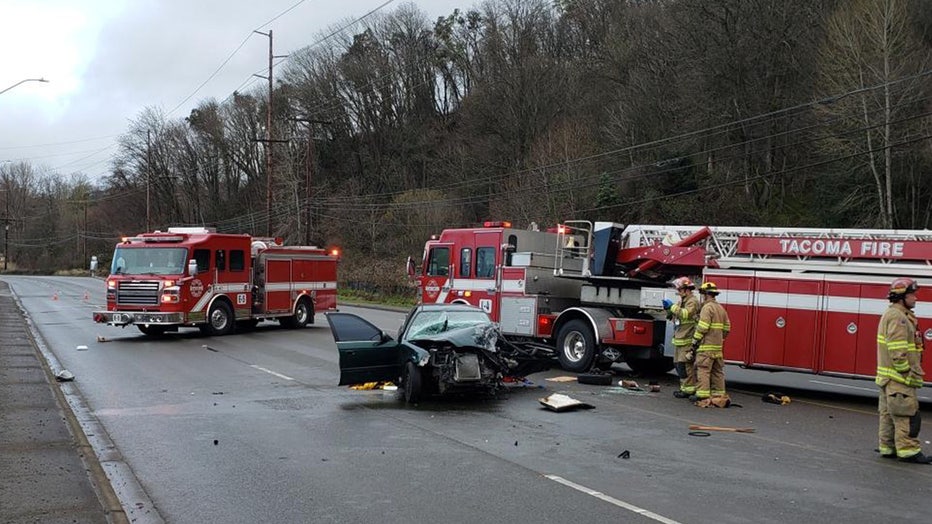 Police Investigate Deadly 2-car Crash In Tacoma | FOX 13 Seattle