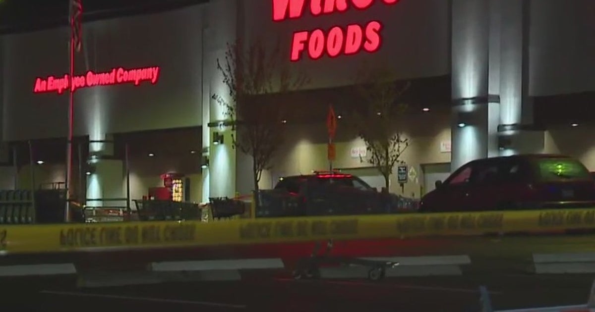 Police investigating homicide after man found dead in Tacoma WinCo ...