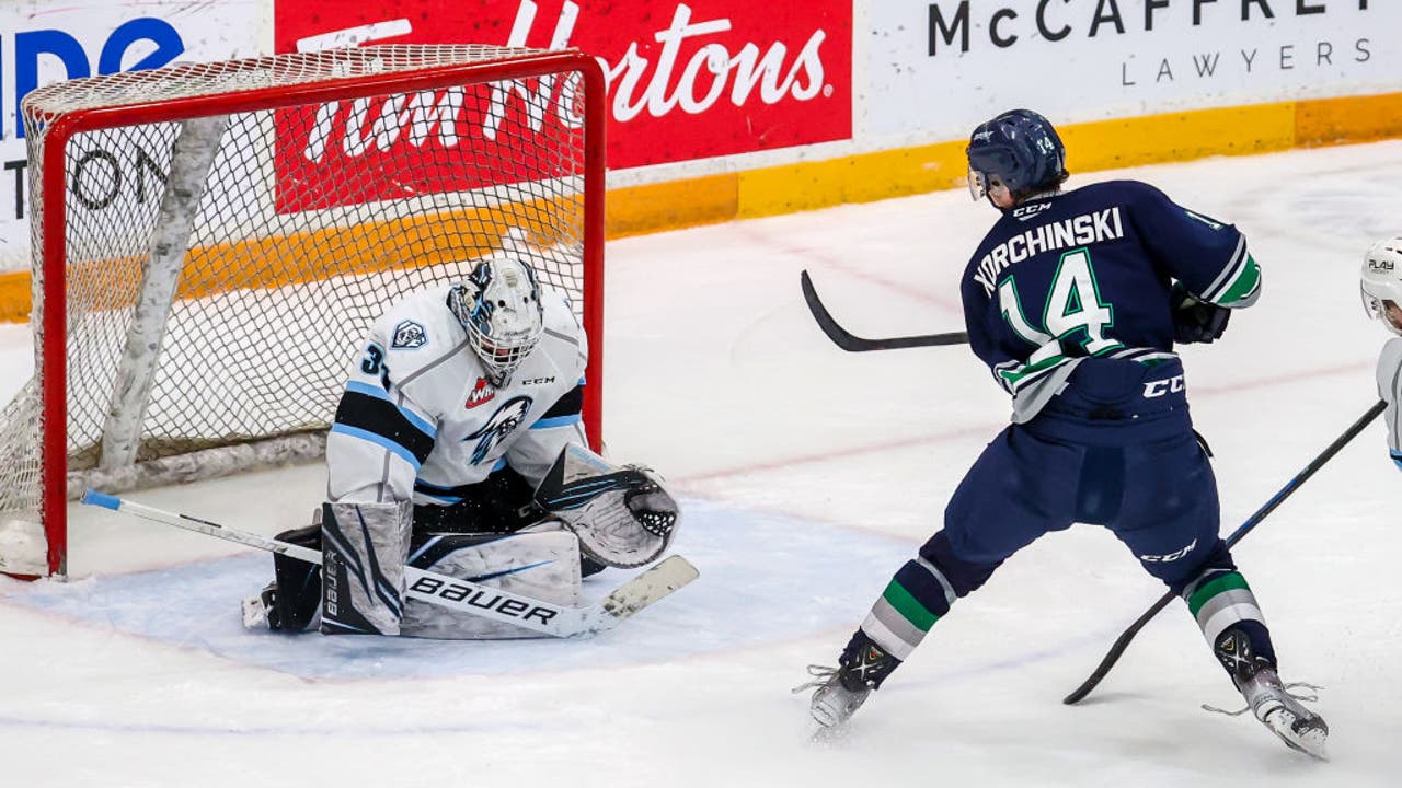 Winnipeg Ice hang on to take Game 1 of WHL Championship Final