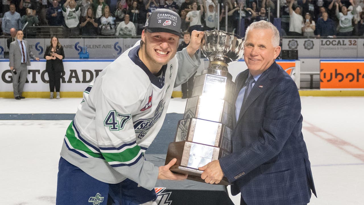 Seattle Thunderbirds win first WHL championship
