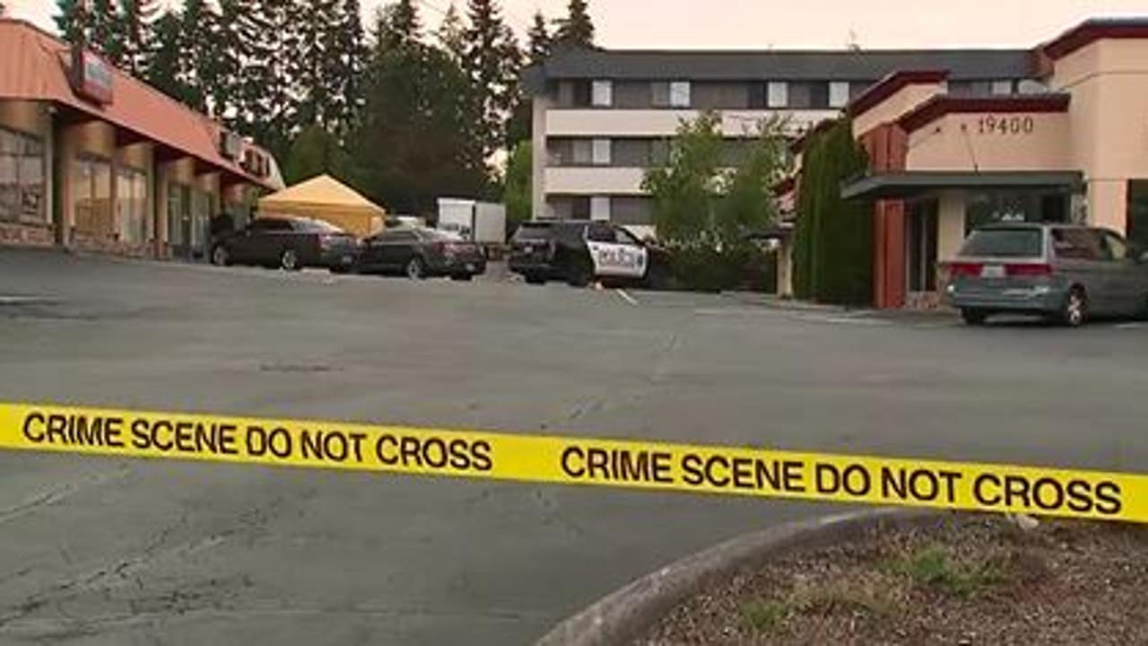 Lynnwood hotel shooting Man killed, woman injured after trying to