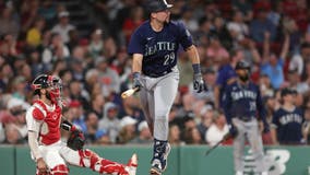 Cal Raleigh first catcher to homer from both sides at Fenway Park, M's blast Red Sox 10-1
