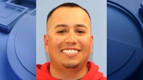 Federal Way PD seek man suspected of shooting, killing 2 bartenders
