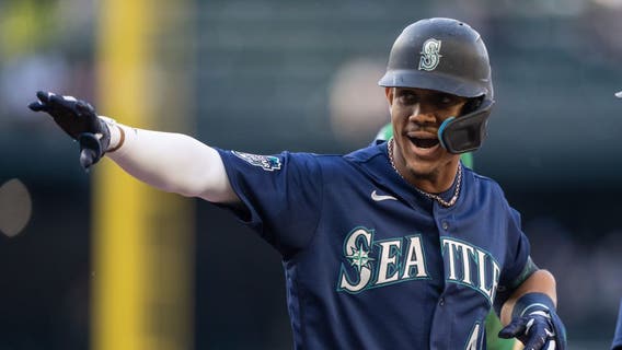 Mariners outfielder Julio Rodríguez named AL Player of the Week