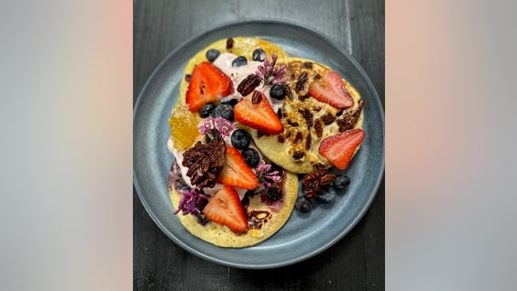 Emerald Eats: Making Mother's Day pancakes with The Lakehouse Bellevue