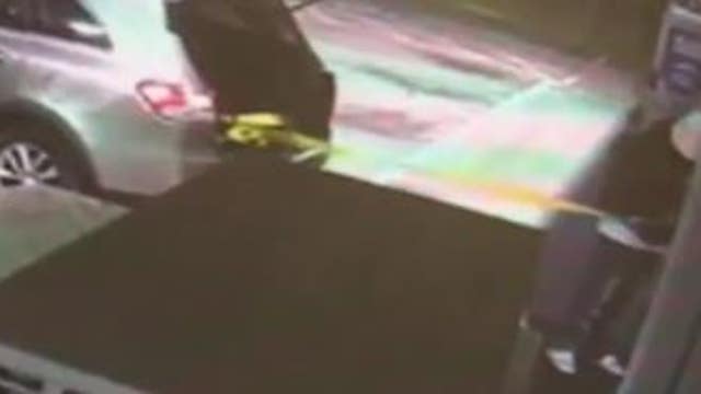 Suspects tried to steal ATM at Burien gas station but it was a Bitcoin machine