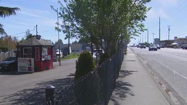 Snohomish County deputies seek suspect who tried kidnapping woman at coffee stand