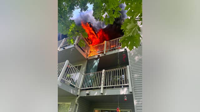 At least 25 people displaced after Lynnwood apartment fire