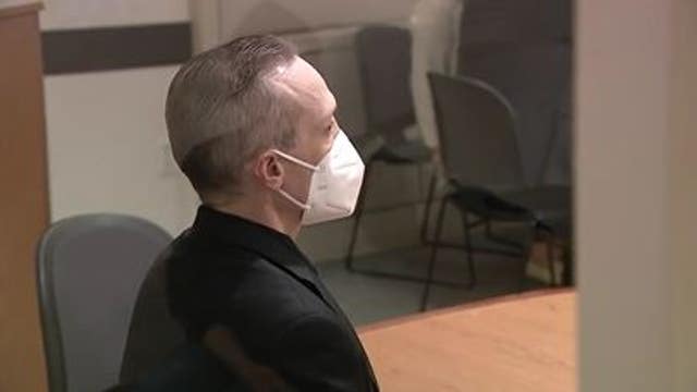 Kentlake HS teacher charged for inapproriate contact with student