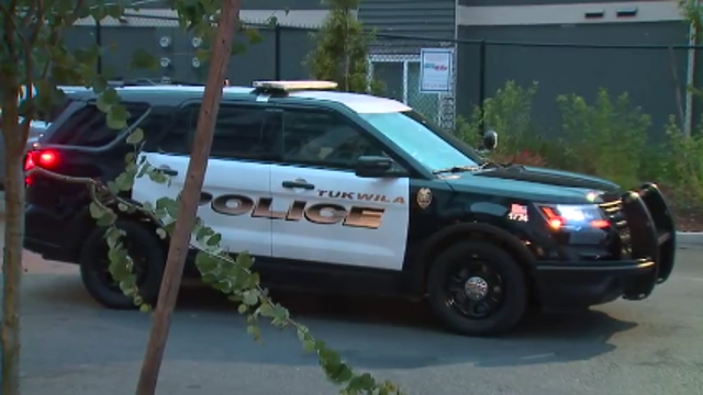Tukwila PD: Man accidentally shoots himself while illegally buying gun