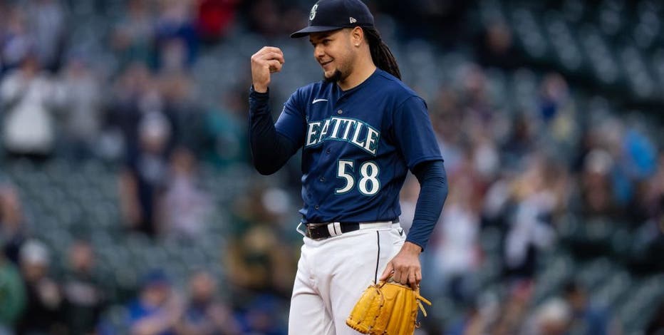Mariners win big against A's for second night in a row