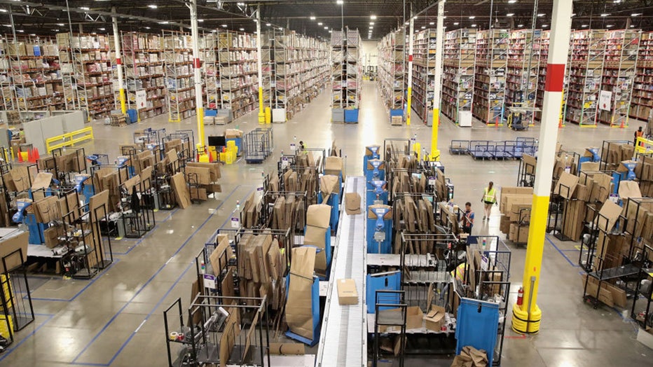 Amazon-warehouse1.jpg