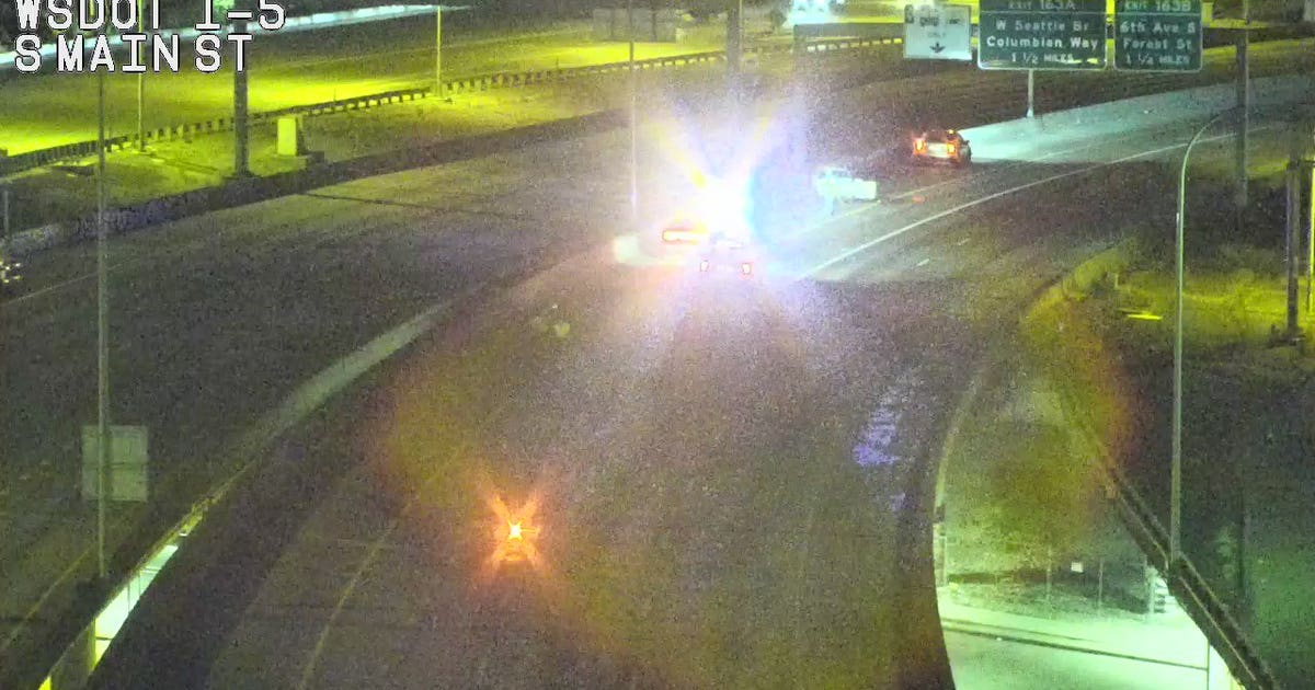 Driver suspected of DUI arrested, 3 sent to hospital after I-5 crash ...