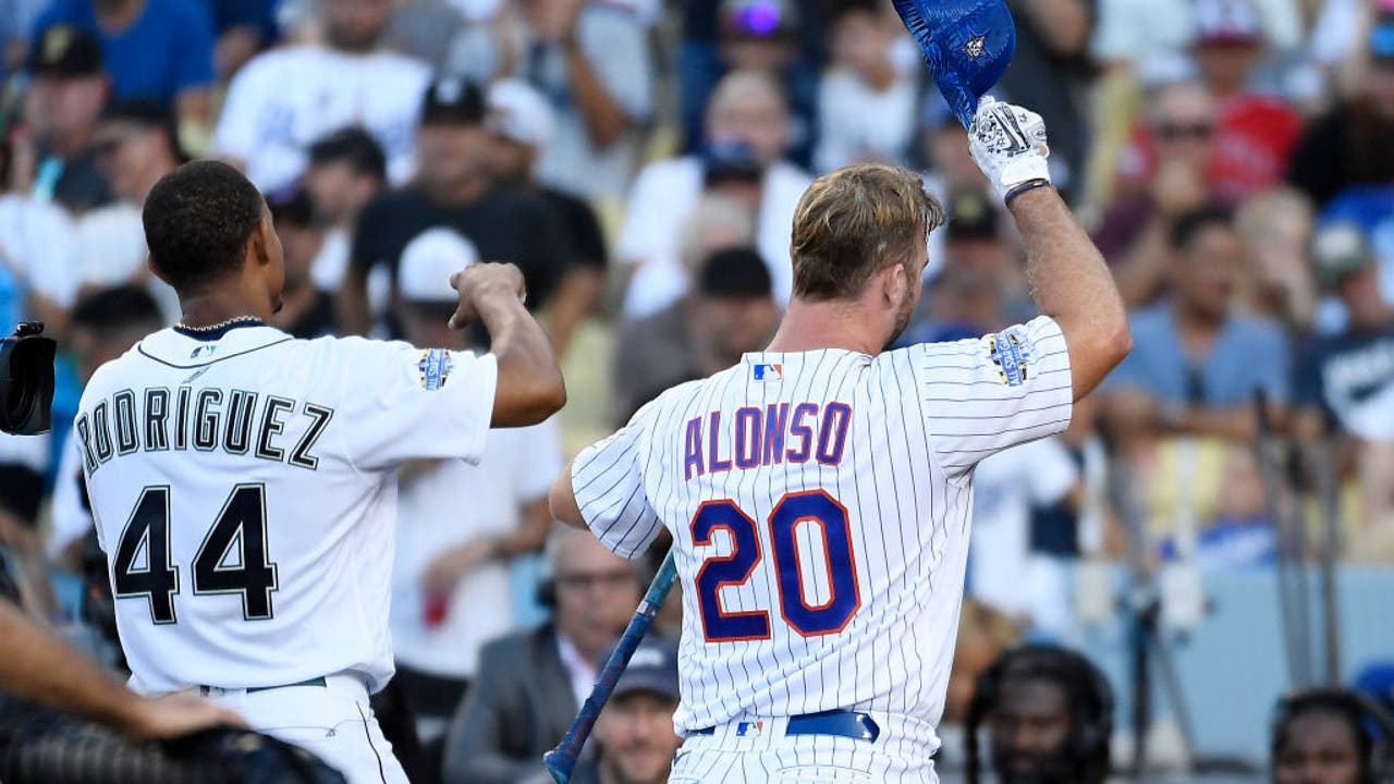 Luis Robert Jr. and Pete Alonso lead the field for baseball's Home Run  Derby in Seattle – KGET 17