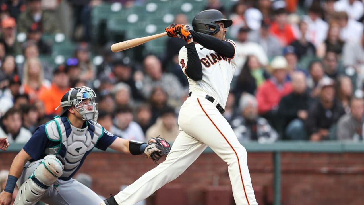 LaMonte Wade Jr. #31 of the San Francisco Giants before a game News  Photo - Getty Images