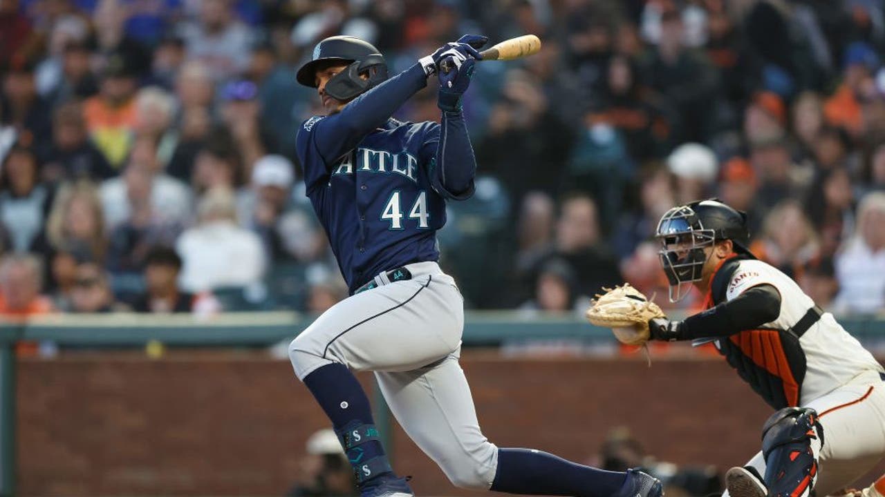 Kirby matches career high with 10 Ks, Mariners shut out Twins