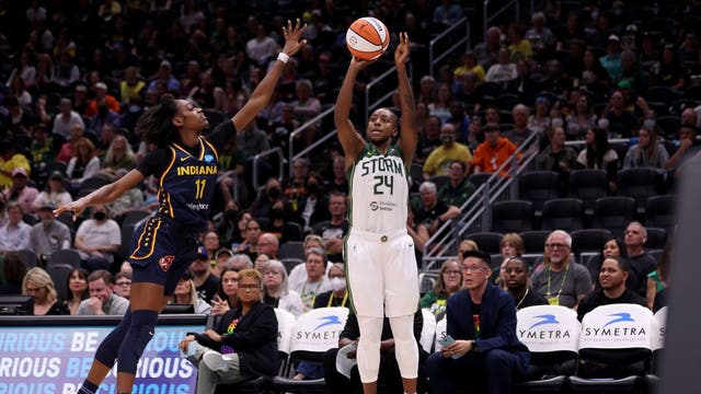 Jewell Loyd scores 26, Jordan Horston adds 15 points as Storm beat Fever 85-62