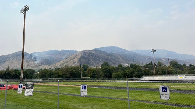Eagle Bluff Fire burns 10,000 acres along U.S.-Canada border, 0% contained