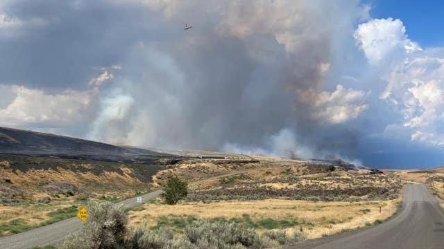 Level 3 'Go Now' wildfire evacuations issued in Grant & Douglas Counties; 2,400 acres burning