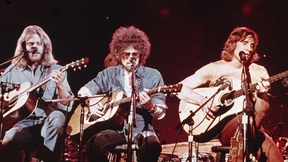 eagles-2.jpg