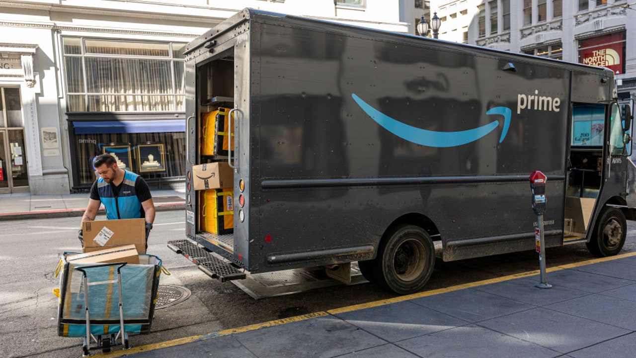 Amazon says its increasing pay for contracted delivery drivers