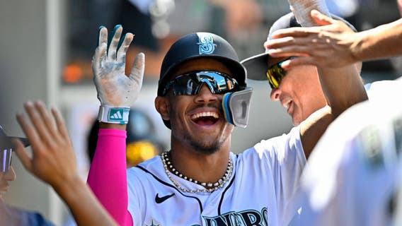 Julio Rodríguez drives in go-ahead run, steals home to lead Mariners past Red Sox 6-3