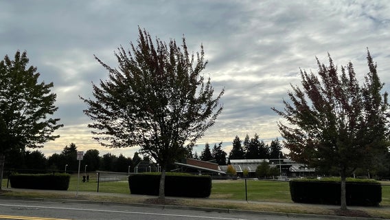 Police: 4 teens shoot at each other outside Des Moines elementary school