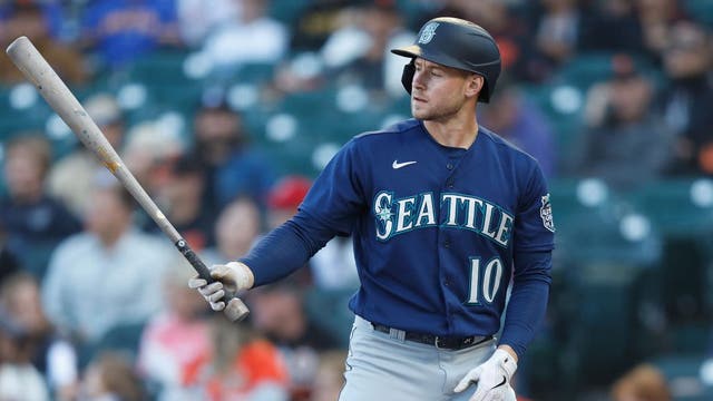 Mariners reinstate Jarred Kelenic off injured list less than 2 months after breaking foot